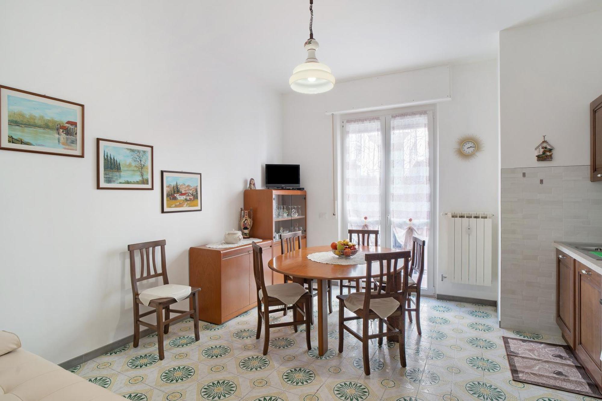 La Casa Dei Nonni Lägenhet Albenga Exteriör bild