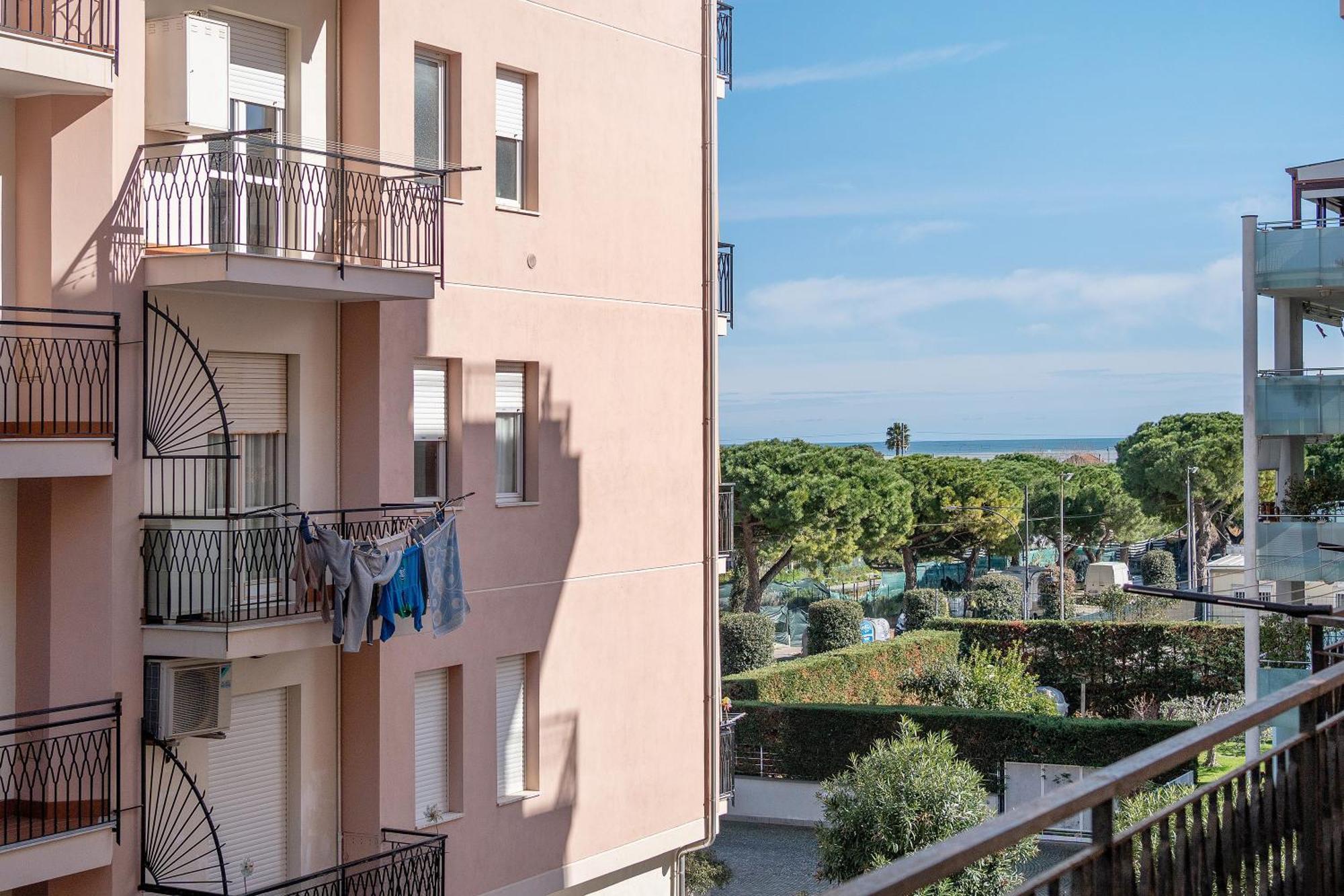 La Casa Dei Nonni Lägenhet Albenga Exteriör bild