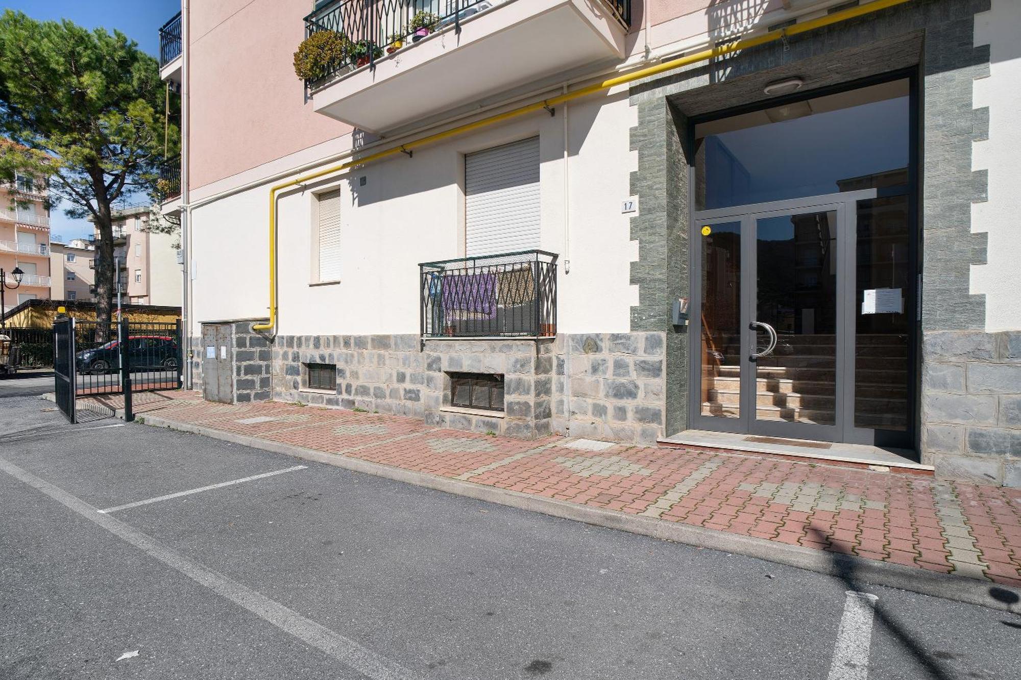 La Casa Dei Nonni Lägenhet Albenga Exteriör bild