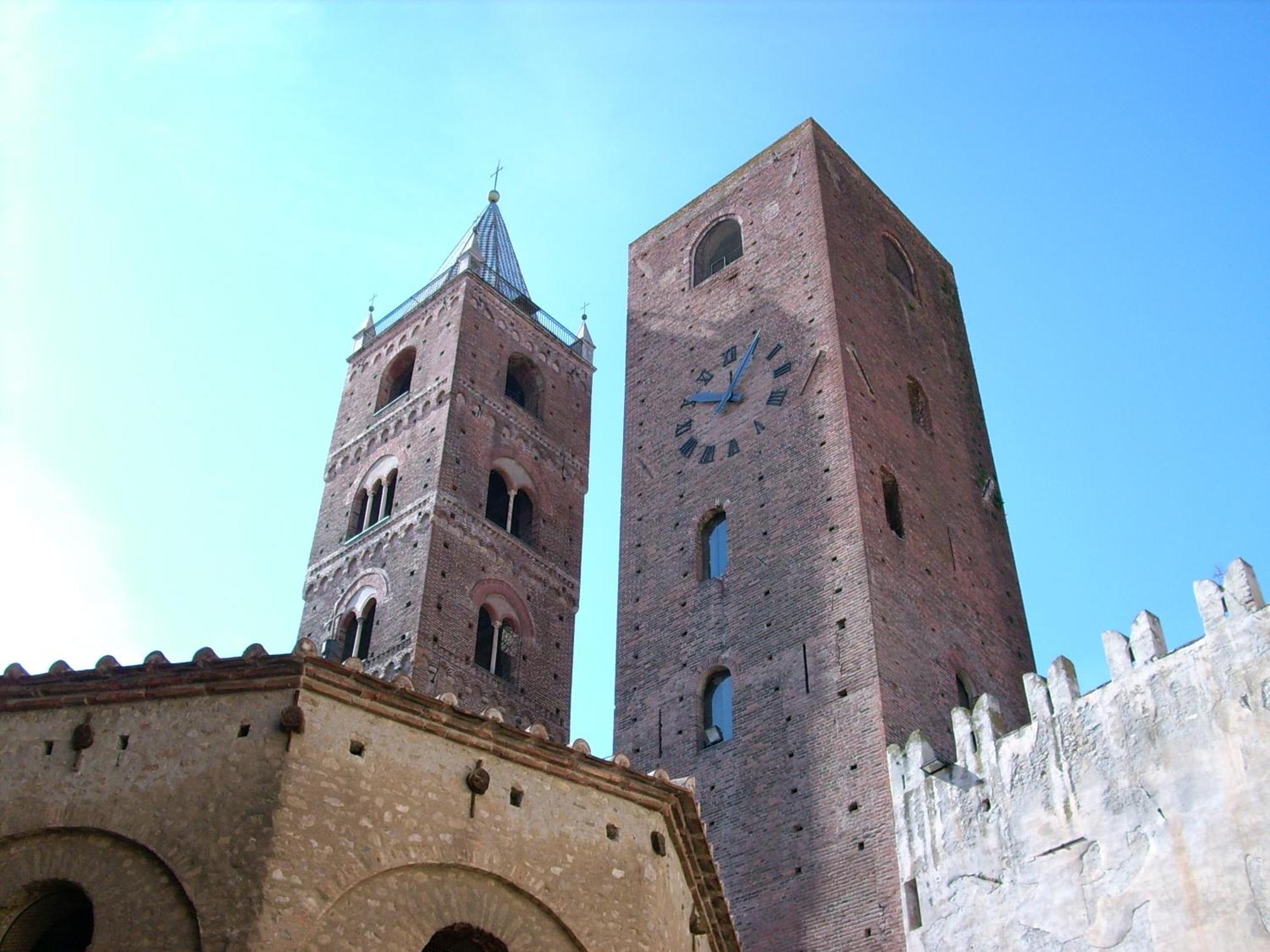 La Casa Dei Nonni Lägenhet Albenga Exteriör bild
