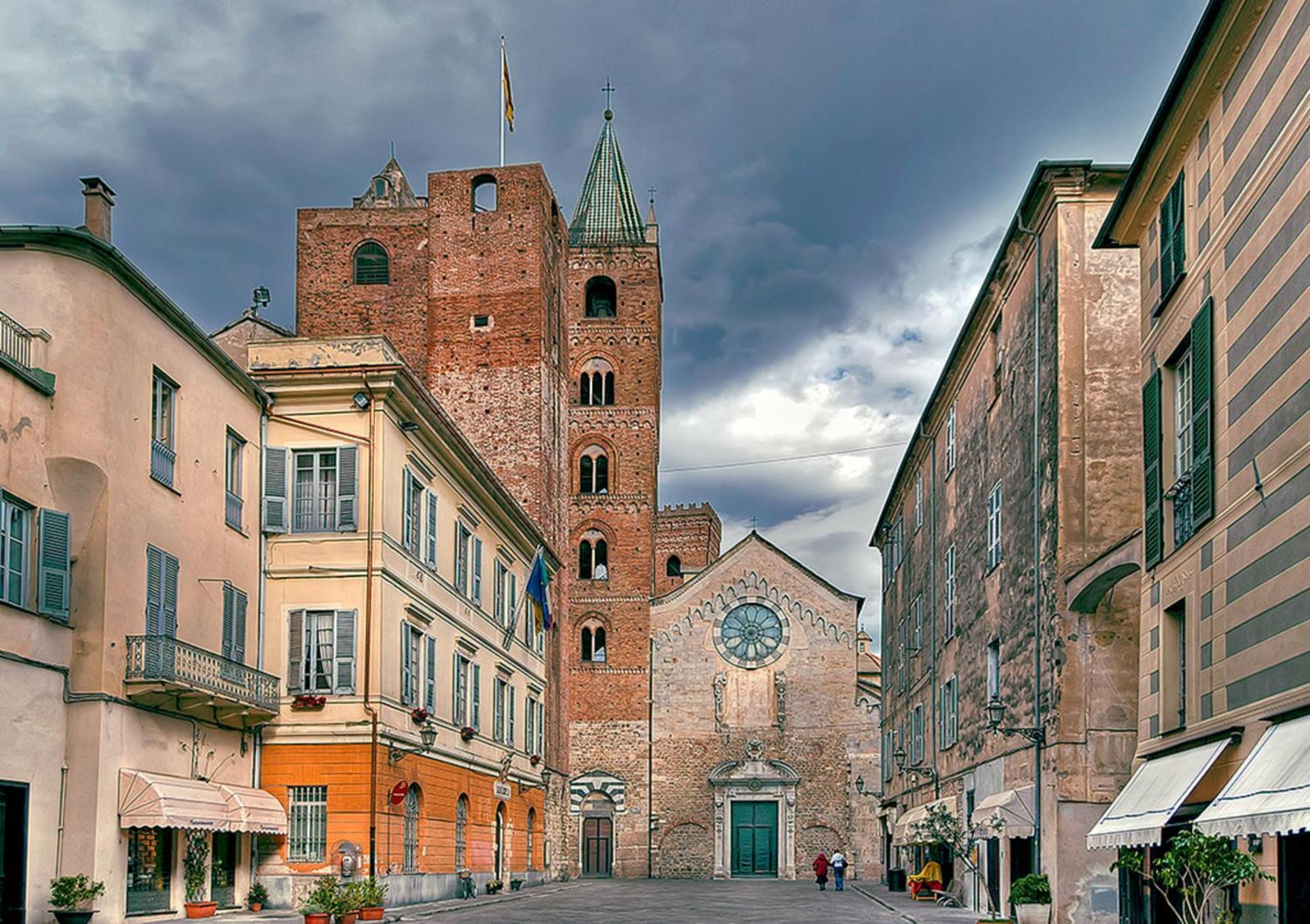 La Casa Dei Nonni Lägenhet Albenga Exteriör bild